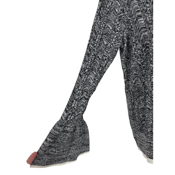 Lane Bryant Womens Black & White Knit Sweater With Flared Cuffs Size 22/24 - Picture 4 of 11